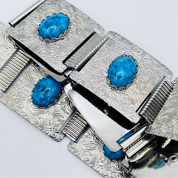 Vintage Faux Turquoise Square Concho Silver Tone Link Belt 27-34 - Picture 1 of 6
